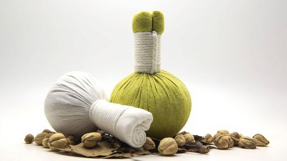 1.5Hrs RelaxingWhole body with Herbcompress -Free Transportation