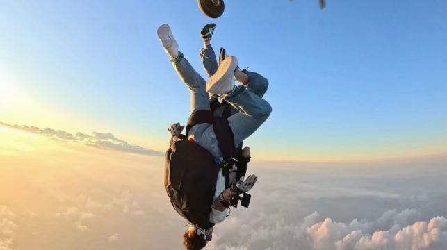蘇州雙山島跳傘飛行營地旅拍【江蘇蘇州無錫3000-4000米江景跳傘高空雙人跳傘旅遊】