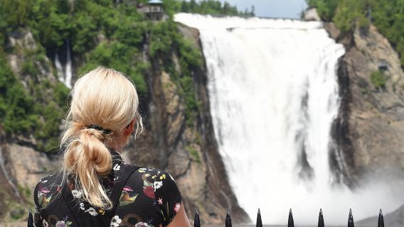 Escursione di mezza giornata alle cascate di Montmorency e Ste-Anne-de-Beaupré dalla città di Québec