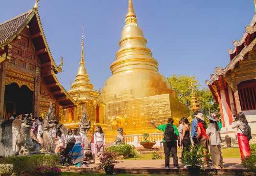 Chiang Mai Old City & Temples Guided Walking Tour - 3 Hrs