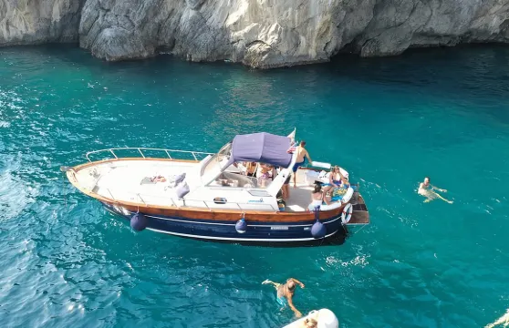 小型團體船遊：從波西塔諾探索阿馬爾菲海岸