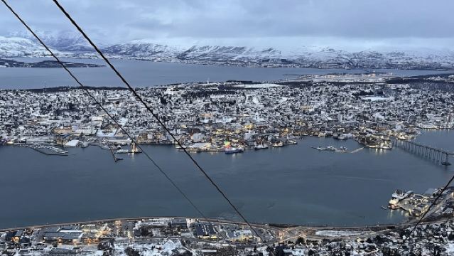 挪威特羅姆瑟-塞尼亞島經典日遊/可定制【中文專車-悅享旅程】