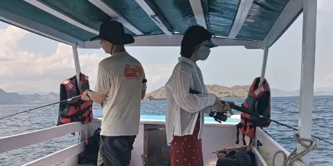 科莫多木船包船海釣一日遊(純玩酒店專車接送,包括午餐)
