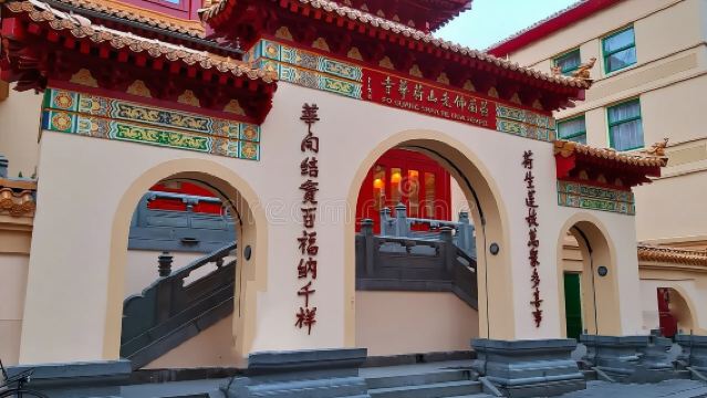 Chinatown + Eremitage Amsterdam + Hash Marihuana & Hemp Museum + Van-Gogh-Museum Tagesausflug