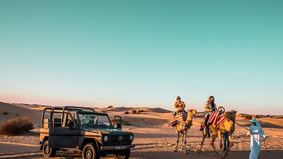 Dubai: Morning Safari by Vintage G Class & Al Marmoom Experience