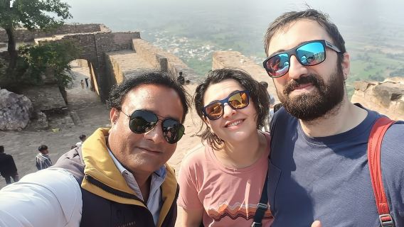 Из Удайпура: частная экскурсия по Читторгарху с осмотром достопримечательностей по системе «все включено»