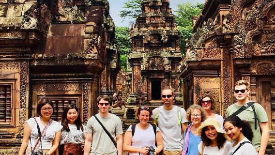 ทัวร์ปราสาทบันทายศรีเต็มวันและวัด 4 วัด - ทัวร์รวมกลุ่มแบบแกรนด์ทัวร์