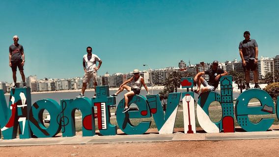 Lawatan Berjalan Kaki Persendirian di Montevideo