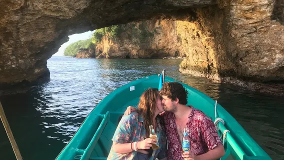 Expérience Shashamane - Location privée de bateau à la baie de Marigot, Sainte-Lucie