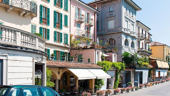 Best of Lake Como Experience from Milan, Cruise and Landscapes