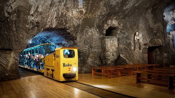 Krakau: UNESCO-Tour zum Salzbergwerk Bochnia und Bootsexpedition