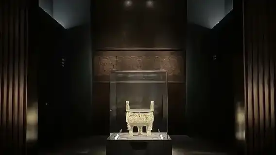 上海博物館東館半日遊:深度文化解碼 人員深度導覽 含耳麥