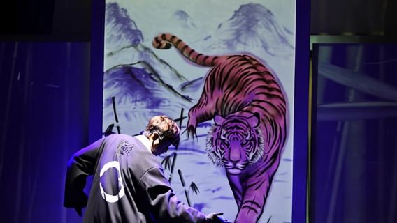 Seoul: The Painters Live Art K-pop Dansshow