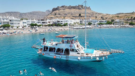 Lindos : croisière sur la côte sud-est de Rhodes avec arrêts baignade