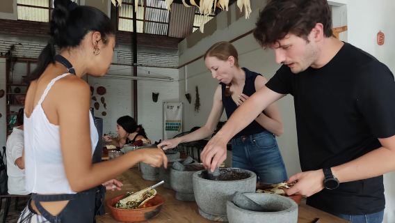 Oaxaca : Atelier de mole oaxaquéen avec un cuisinier traditionnel
