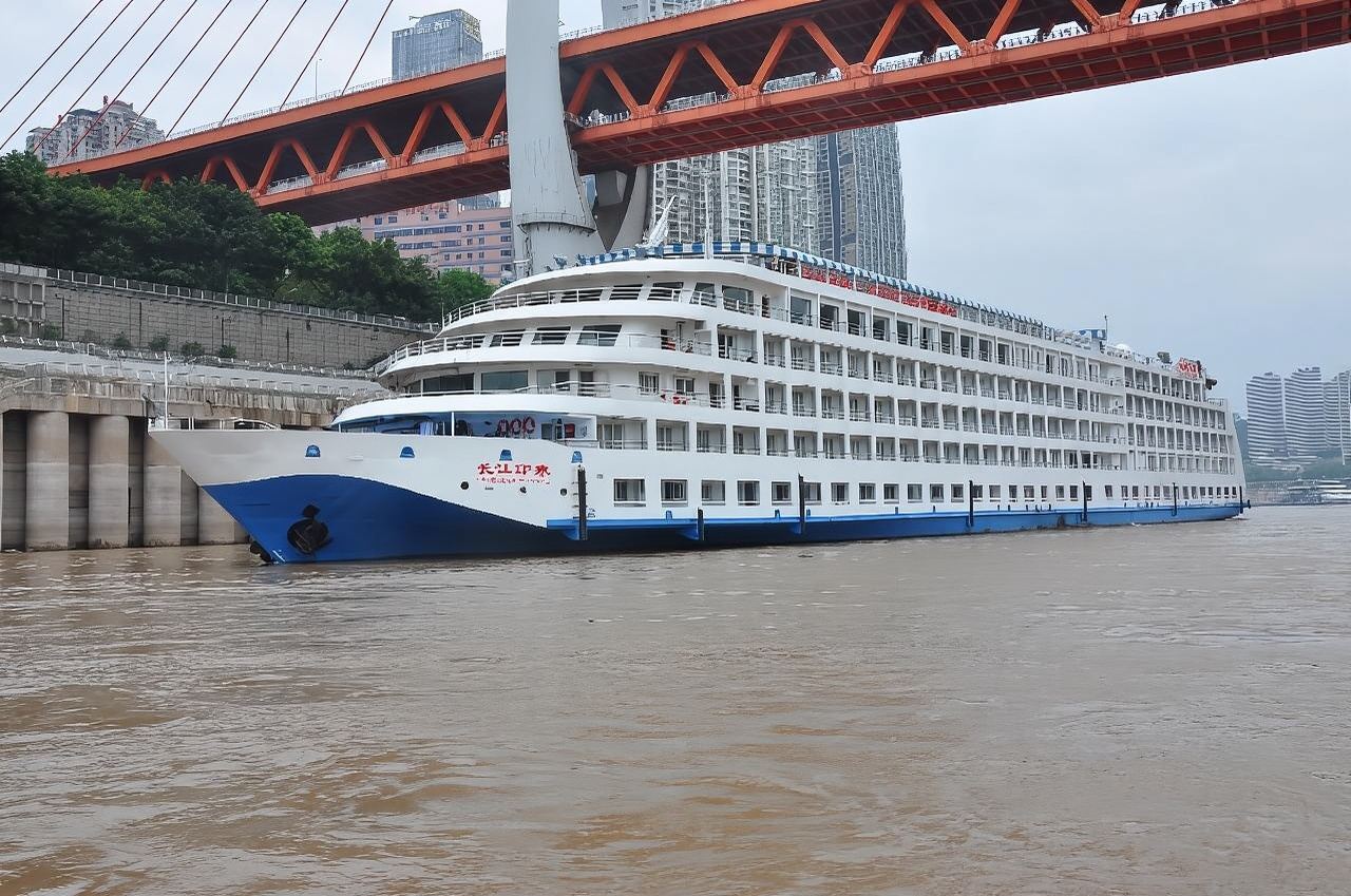 重慶朝天門/長江三峽船票/星際*長江印象|重慶*宜昌出發/三峽大壩升船機/瞿塘峽巫峽神女溪/陽台江景標間