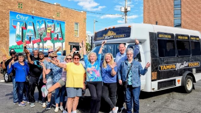 ทัวร์รถบัสชมเมืองแทมปาแบบกลุ่มเล็ก