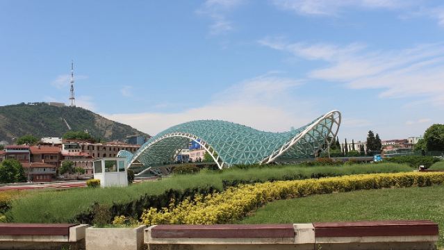 Funicolare di Tbilisi + Statua della Madre Georgia + Parco Rike + lago di Tbilissi