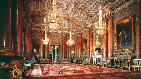 Buckingham Palace Entrance Ticket & Changing of the Guard Tour