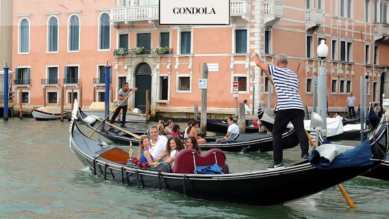 Grand Canal by gondola with commentary