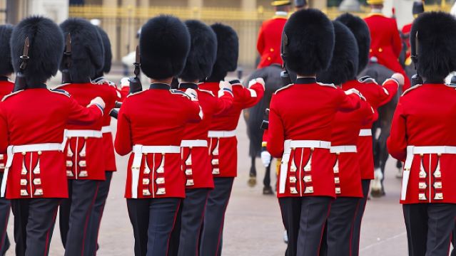 London Changing of the Guard walking tour