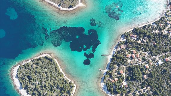 Tour della Laguna Blu da Spalato con acqua in bottiglia e vino inclusi
