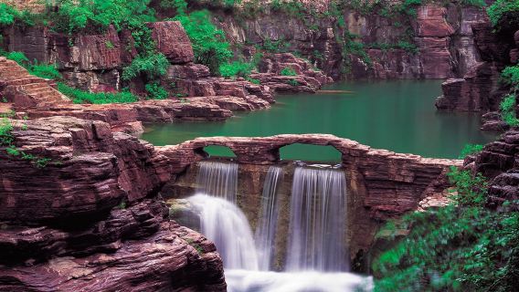 Excursion d'une journée à la montagne Yuntai de Jiaozuo [Petit groupe privé de 1 à 6 personnes avec guide et véhicule dédiés]