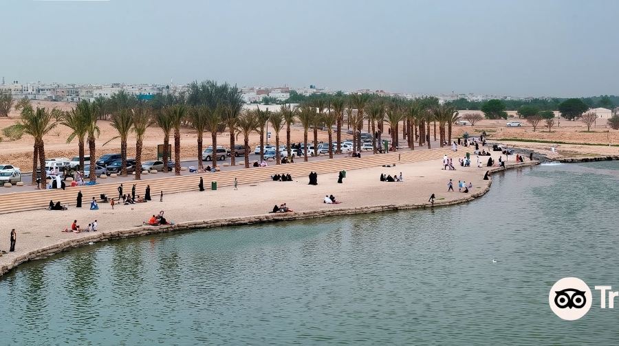 利雅得法沙利亞塔+Riyadh Zoo+圖拉伊夫+Wadi Hanifah一日遊