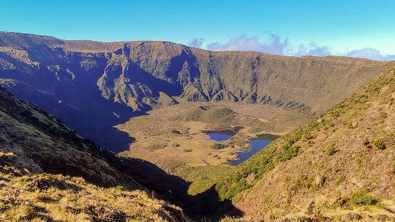 Horta, Faial: 1 Tagesausflug mit Capelinhos, Caldeira und lokalem Guide