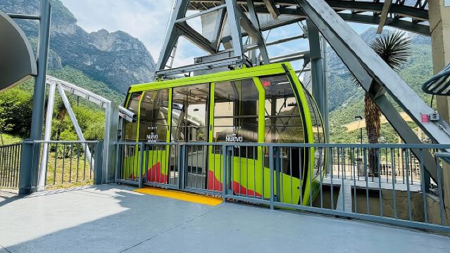 Die beste Tour zu "Grutas de García" + Seilbahn + Guide + Transfer