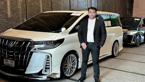 10-stündiger Privattransfer in Bangkok, Thailand [Chinesischsprachiger Fahrer, individuelle Reiseroute, sorgenfreie Fahrt, verschiedene Fahrzeugtypen zur Auswahl wie Alphard und luxuriöser Hiace] – auch kurzfristige Buchungen möglich