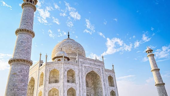 Agra: Skip-The-Line Taj Mahal Sunrise & Agra Fort Tour