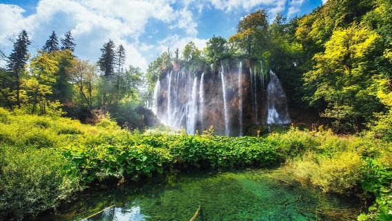Da Zagabria: tour del Parco Nazionale dei Laghi di Plitvice con biglietti