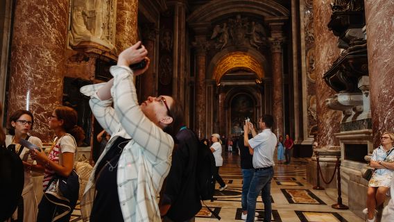 Tur Akses Prioritas Basilika Santo Petrus dengan Kubah & Ruang Bawah Tanah
