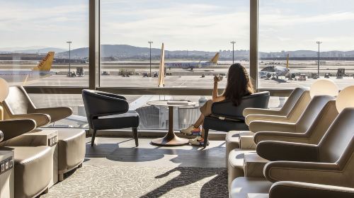 Dubai Airport Meet & Greet/ Lounge Service (Arrival & Departure) with Fast-track immigration 5