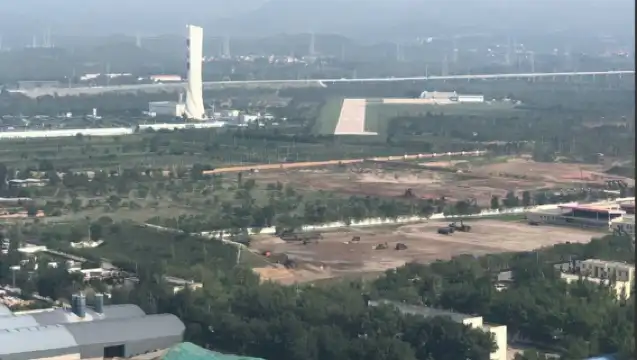 北京八達嶺長城豪華六座直升機飛行體驗/可坐 5 位遊客【八達嶺長城景區免費接駁車＋免費機長換裝＋照片拍攝】