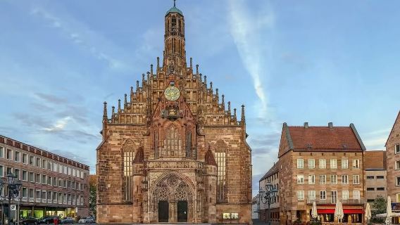 City Museum in Fembo house + Nuremberg Frauenkirche + Toy Museum 1-day tour