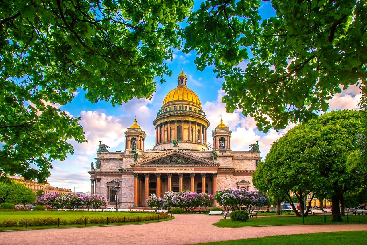 Peterhof Palace + Winter Palace + Savior on the Spilled Blood + St. Isaac's Cathedral day tour