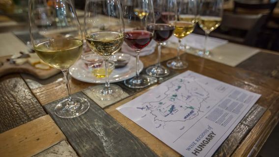 Boedapest: wijn-, kaas- en charcuterieproeverij