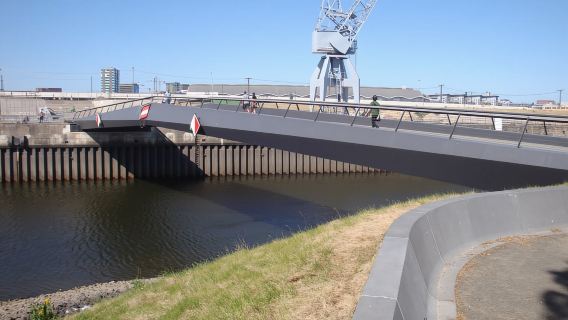 Port de Hambourg : visite guidée de 3,5 heures à vélo