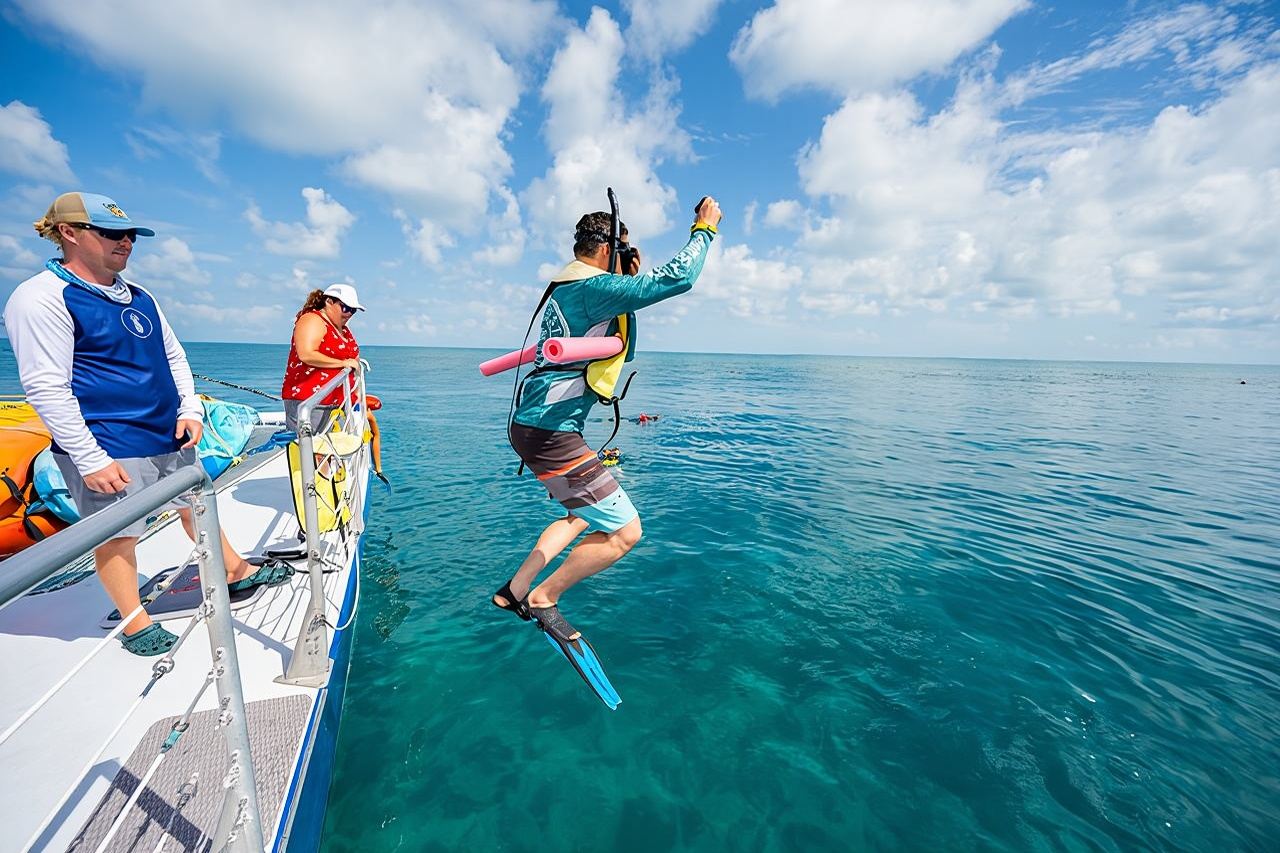 ¡Navegación de snorkel por la tarde en Key West con cócteles ilimitados!