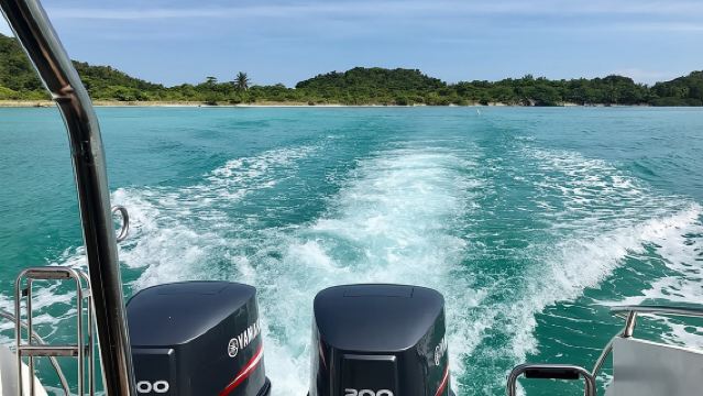 Snorkeling & Island Hopping