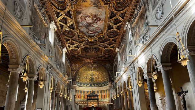 Rome: San Clemente Underground and Basilica Small Group Tour