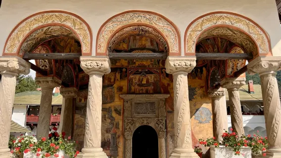 Desde Brașov: Tour de castillos - Bran, Peles, Monasterio de Sinaia