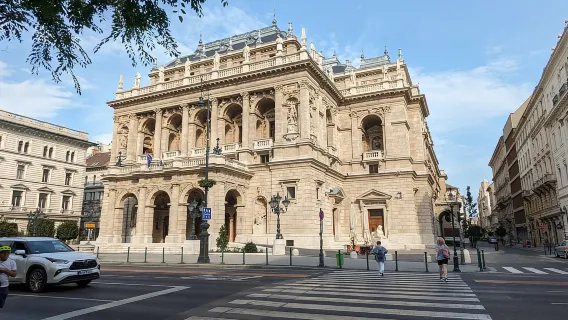 Budapest: visita guidata al Teatro dell'Opera
