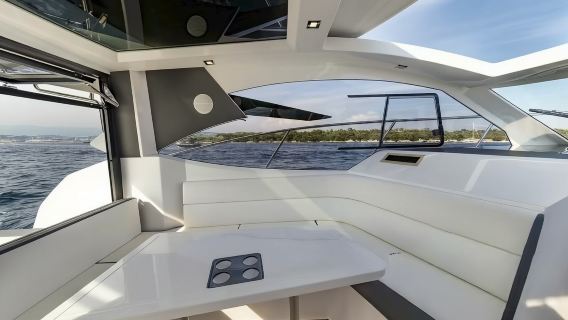 【青島遊艇】青島奧帆中心36英尺小型豪華遊艇包船出海+帶飛橋+水果飲料+遊艇自駕體驗