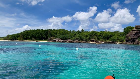 Tour di un giorno in barca grande o motoscafo a Phu Quoc Island con snorkeling su 3 isole (pranzo + trasferimento dall'hotel incluso)