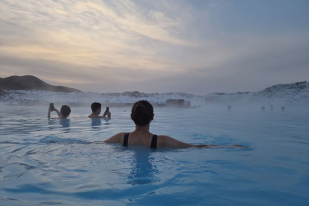 Golden Circle, Volcano Crater and Blue Lagoon Small-Group Tour
