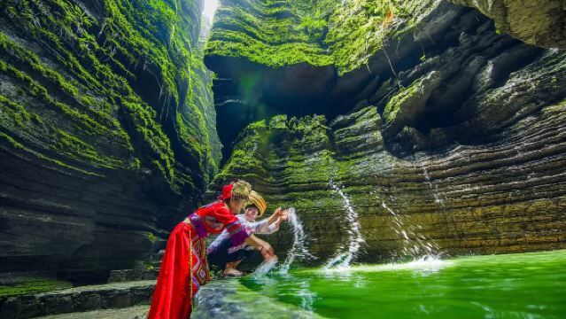 [8-Person Group] 1-Day Tour to Lion Pass + Suobuya Stone Forest (Pure Fun + Pick-up Service)