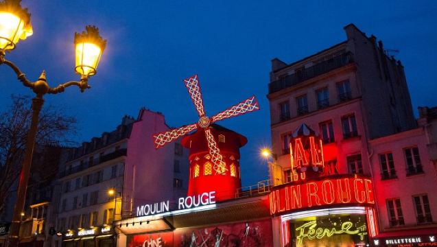 Moulin Rouge 2nd Show - Ticket with Central Drop-off